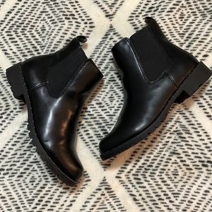 COPY - Black faux leather Chelsea bootie
